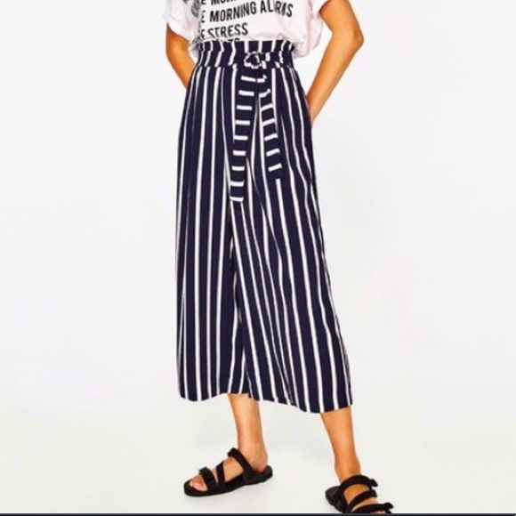 Zara Navy Culottes with White Stripes - Picture 1 of 7